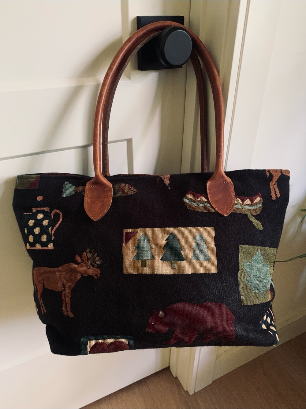 Vintage 90s Orvis Rustic Lodge Tapestry Tote Bag Moose Bear Leather Handles - Picture 3 of 16